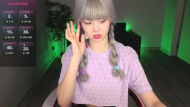 PONKY PINKY online show from May 23, 2026, 4:00 am