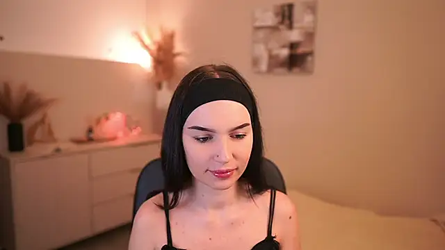 Shiningstarnew18 online show from March 29, 2026, 2:19 pm