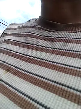 Snapshot of Erika--006 chatting on February 16, 2026, 6:01 am Erika--006 online show from February 16, 2026, 6:01 am