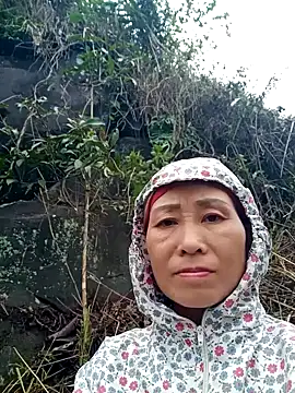 witch-xx online show from March 12, 2026, 6:50 am