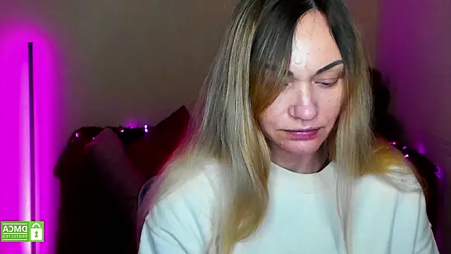 Snapshot of BlondMikey22 chatting on February 15, 2026, 6:29 pm BlondMikey22 online show from February 15, 2026, 6:29 pm