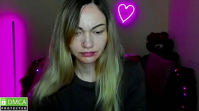 Snapshot of BlondMikey22 chatting on February 24, 2026, 12:28 pm BlondMikey22 online show from February 24, 2026, 12:28 pm