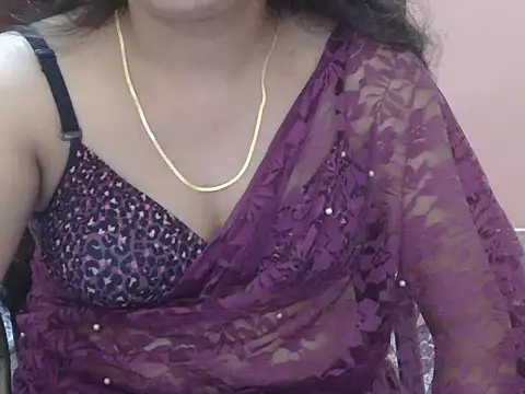 Cute Sheetal online show from March 23, 2026, 12:38 pm