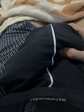 bigdick bigcum1 online show from February 26, 2026, 1:22 pm