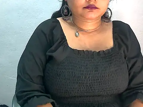Snapshot of Saniya_K2 chatting on June 17, 2026, 3:22 pm Saniya K2 online show from June 17, 2026, 3:22 pm