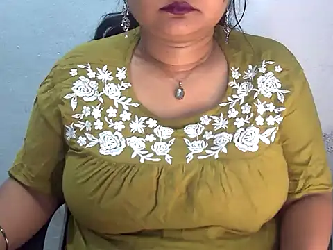 Snapshot of Saniya_K2 chatting on July 12, 2026, 4:52 pm Saniya K2 online show from July 12, 2026, 4:52 pm