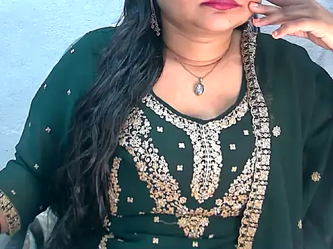 Snapshot of Saniya_K2 chatting on July 20, 2026, 4:31 pm Saniya K2 online show from July 20, 2026, 4:31 pm