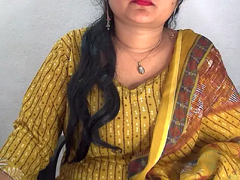 Snapshot of Saniya_K2 chatting on April 26, 2026, 6:43 am Saniya K2 online show from April 26, 2026, 6:43 am
