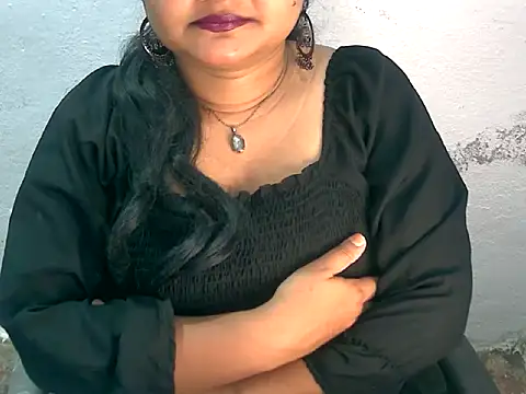 Snapshot of Saniya_K2 chatting on July 28, 2026, 5:34 pm Saniya K2 online show from July 28, 2026, 5:34 pm
