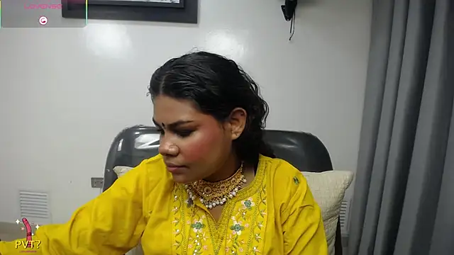 yaazhinii online show from April 12, 2026, 12:19 pm