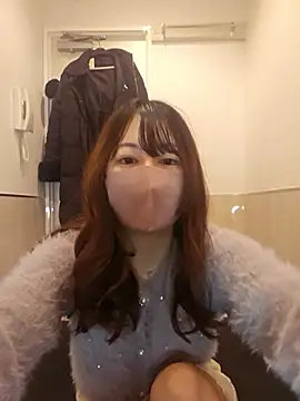 5SAAa online show from March 10, 2026, 3:32 am