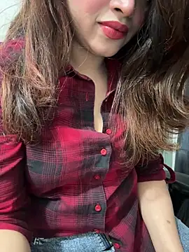 riya sharma11 online show from April 10, 2026, 9:00 pm