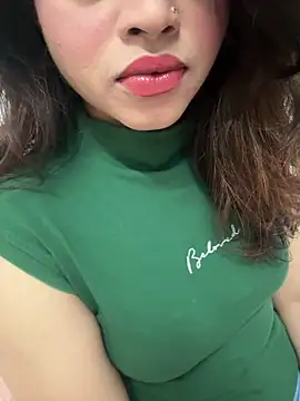 riya sharma11 online show from February 22, 2026, 1:35 pm