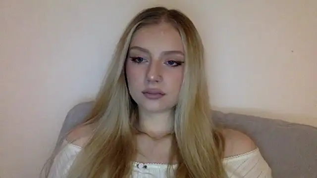 Snapshot of MayaWetDream chatting on February 20, 2026, 12:51 pm MayaWetDream online show from February 20, 2026, 12:51 pm