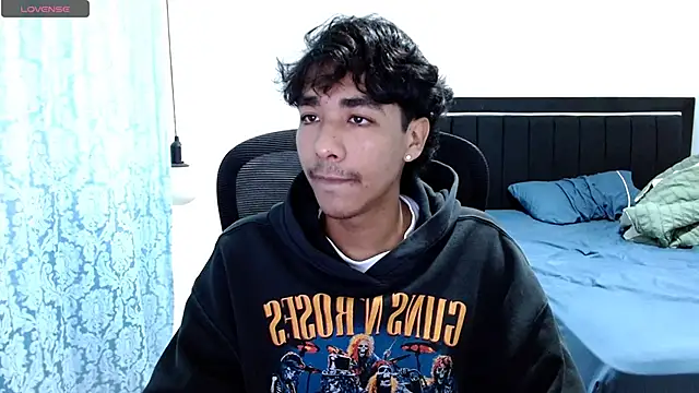 Pedestal diamant online show from March 14, 2026, 12:05 am