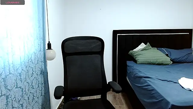 Pedestal diamant online show from March 8, 2026, 8:23 pm