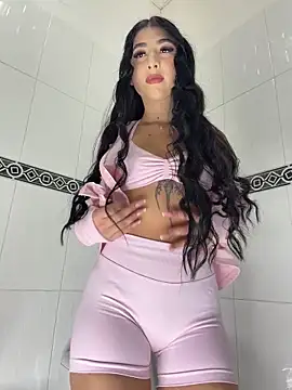 Snapshot of BadLilAngelXXX chatting on June 30, 2026, 1:11 pm BadLilAngelXXX online show from June 30, 2026, 1:11 pm