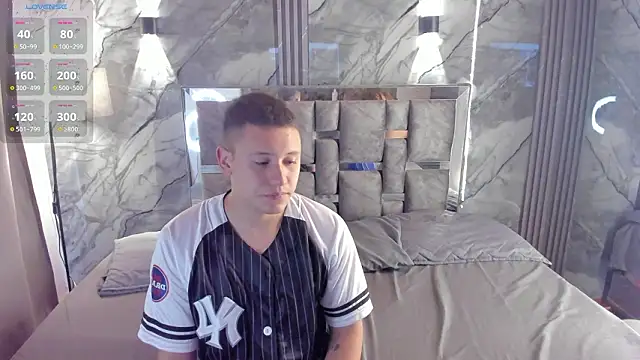 Manson and Zoe online show from February 9, 2026, 11:30 am