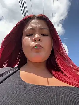 Lia-Moon77 online show from February 20, 2026, 7:27 pm