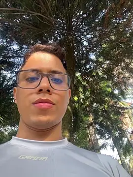 Snapshot of Gael_Velaryx chatting on February 14, 2026, 9:59 pm Gael Velaryx online show from February 14, 2026, 9:59 pm