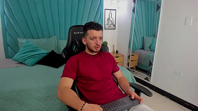 Logan Wolf-js online show from March 20, 2026, 12:17 pm