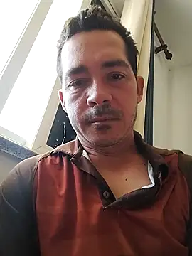 Santiago vnz online show from February 15, 2026, 4:28 pm