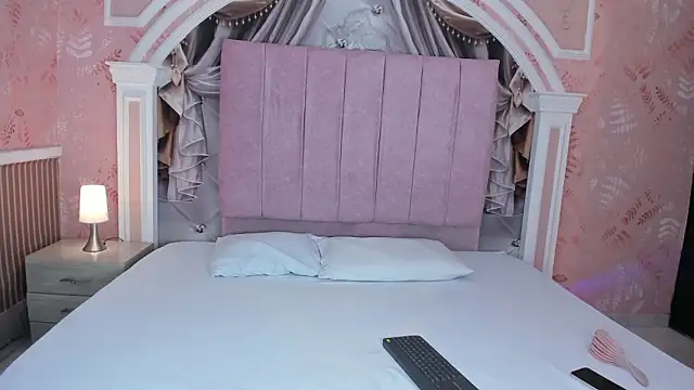 Snapshot of sweetness_siren chatting on February 22, 2026, 4:37 am sweetness siren online show from February 22, 2026, 4:37 am