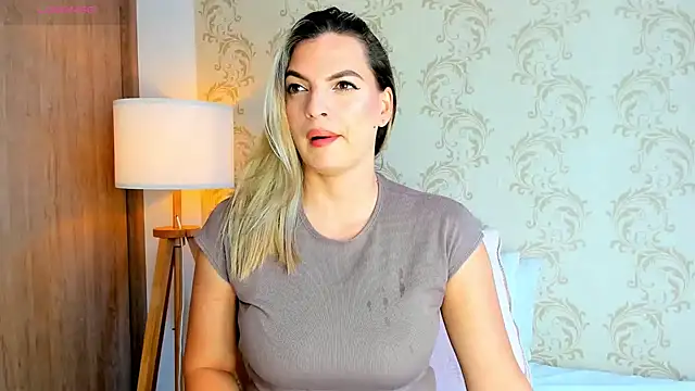 Snapshot of mahia_montenegro chatting on June 23, 2026, 8:29 pm mahia montenegro online show from June 23, 2026, 8:29 pm