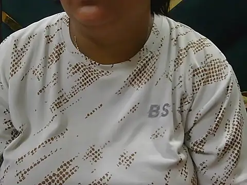 Snapshot of GangbangCouple chatting on May 12, 2026, 4:42 am GangbangCouple online show from May 12, 2026, 4:42 am