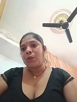 Snapshot of Horney_Bhabhi chatting on June 7, 2026, 7:13 am Horney Bhabhi online show from June 7, 2026, 7:13 am