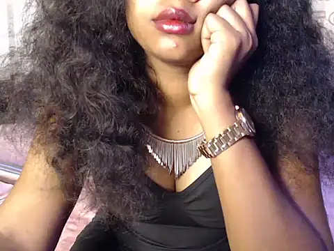 Snapshot of VixenNandhu chatting on June 24, 2026, 10:29 pm VixenNandhu online show from June 24, 2026, 10:29 pm