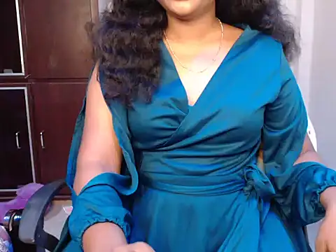 Snapshot of VixenNandhu chatting on July 24, 2026, 10:06 pm VixenNandhu online show from July 24, 2026, 10:06 pm