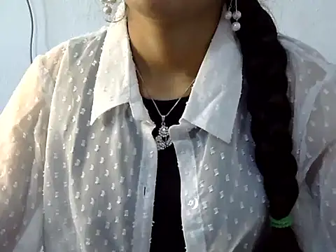 Mehaak  online show from March 26, 2026, 7:06 am