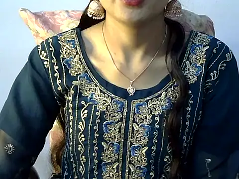 Mehaak  online show from March 5, 2026, 4:47 pm