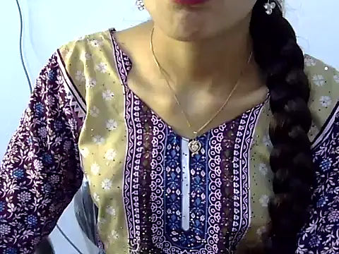 Mehaak  online show from April 9, 2026, 7:25 am