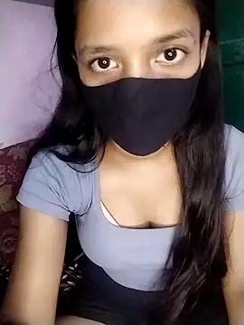 Naina-hott online show from April 4, 2026, 7:31 pm