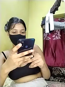 Snapshot of Naina-hott chatting on June 1, 2026, 8:08 pm Naina-hott online show from June 1, 2026, 8:08 pm