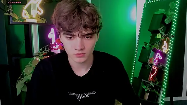 emil lucky online show from April 28, 2026, 6:34 pm