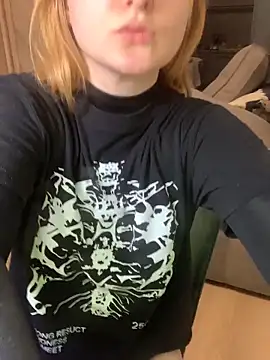 MargoPinky1 online show from June 15, 2026, 7:24 pm