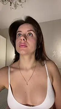 cheekypie online show from April 9, 2026, 5:31 am