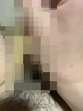 shizuku-kun211 online show from April 17, 2026, 2:42 pm