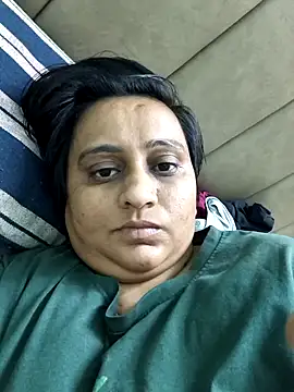 Snapshot of Shivangi_cam chatting on February 14, 2026, 12:38 pm Shivangi cam online show from February 14, 2026, 12:38 pm