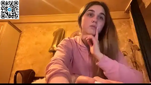 LovelySilk 63 online show from April 11, 2026, 6:22 pm