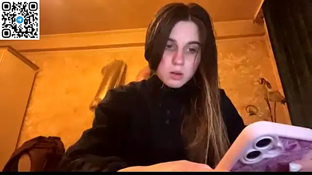 LovelySilk 63 online show from April 13, 2026, 6:23 pm