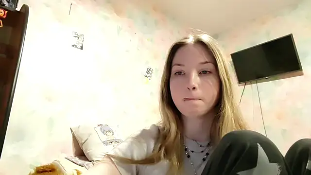 Snapshot of TiaBIanks chatting on February 18, 2026, 12:23 pm TiaBIanks online show from February 18, 2026, 12:23 pm