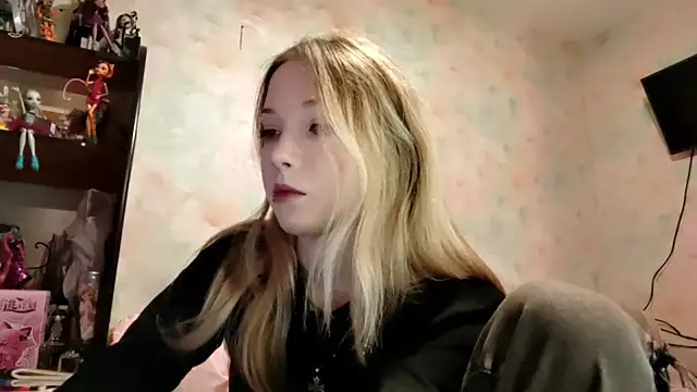 TiaBIanks online show from April 9, 2026, 12:33 pm