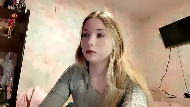 TiaBIanks online show from April 11, 2026, 1:35 am