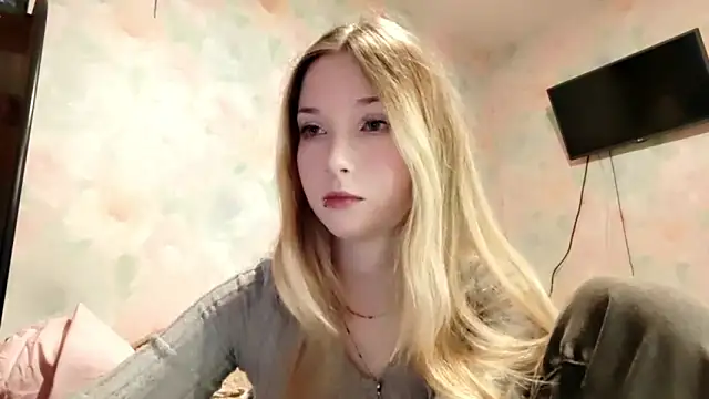 TiaBIanks online show from April 10, 2026, 11:39 am