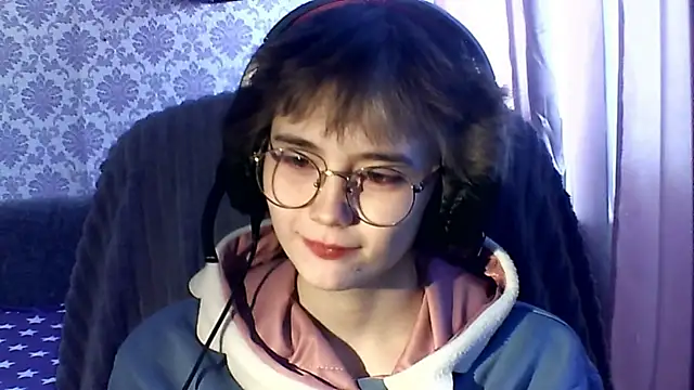 Snapshot of Angels_corner chatting on February 14, 2026, 5:29 am Angels corner online show from February 14, 2026, 5:29 am