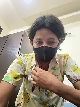 Snapshot of raavigirl chatting on February 21, 2026, 9:33 am raavigirl online show from February 21, 2026, 9:33 am